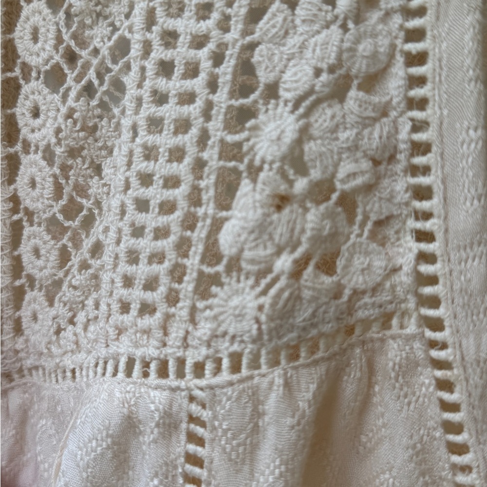 Love Stitch crochet lace top - Picture 9 of 11